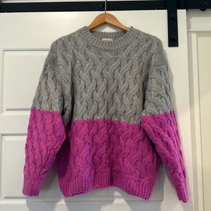 Gray/pink woven sweater by Main Strip. Size M, long sleeve.